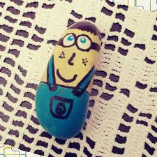Minyon Tas Tas Boyama Minion Stone Stone Painting Oje Ile Sanat El Yapimi Eserim Minyonlar Boncuk Painting