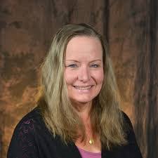 Deanna Fitzwater's Instagram, Twitter & Facebook