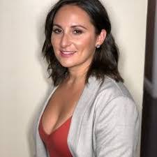 Melanie Torres's Instagram, Twitter & Facebook