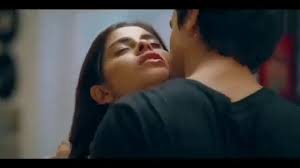 Cute GF & BF love status_Kissing Romantic status_for whats app status