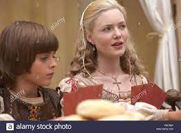 #holliday grainger #avatar #avatar holliday grainger #the borgias #lucrezia borgia #holliday grainger avatars. Aidan Alexander Als Joffre Borgia Und Holliday Grainger Wie Lucrezia Borgia In Der Borgias Episoden 1 2 Foto Jonathan Hession Showtime Stockfotografie Alamy