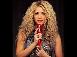 Born and raised in barranquilla, shakira has been referred to as the queen of latin music and is noted for her versatility in music. Curly Hair Like Shakira Youtube