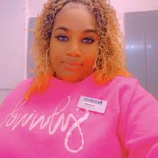 We had a great new artist perform at the StarDome last week!! Watch Tamara  Mcclain Music- “Mz Hollywood” sing her song "I Want A Main Man," and check  out the great response