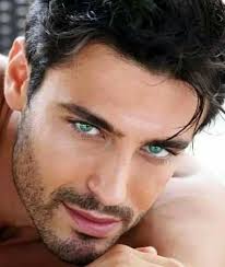 Pin By Filipa Pinheiro On Handsome Men In 2020 Black Hair Green Eyes Red Hair Men Guys With Green Eyes