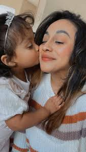 Lorena Ellison's Instagram, Twitter & Facebook