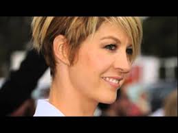 These are short hairstyles that don't require a see to your hair stylist as they are basic to accomplish also for ladies working with very limited working routines. Short Hairstyles Back View Youtube