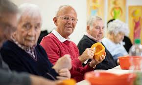 Der vater sollte sich die zeit nehmen, sich dann intensiv mit seínem kind zu beschäftigen. Papa Kommt Immer Gut Gelaunt Nach Hause Burgerportal Bergisch Gladbach
