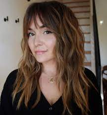For the people with long oval faces, this is one of the best haircuts to give your face a cut. 50 Super Flattering Haircuts For Oval Faces Hair Adviser