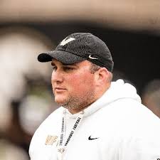 Coach Bain (@Coach_Bain)