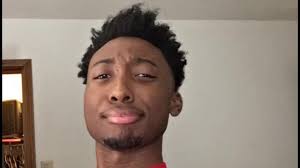 this shit is so funny niggas can't shoot nor fade all u see is such n such  quit the game 😂 that pick n fade dead parks ain't been