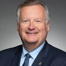 Telus kits for kids donation to Principal Ian Wilson of Hugh Cairns and Jaime  Schroeder at John Lake School. In the spring we filled the backpacks with  school supplies @StoonPubSchools @TELUS #teluskitsforkids #