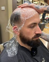 The wig makes so much difference 😮