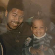 What do we think of Beanie Bishop asking for an autograph? 🤔