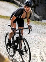 Pin Von H3atseeker Auf Biking Girls In 2020 Radfahren Madchen Frauen Fahrrad Madchenfahrrad