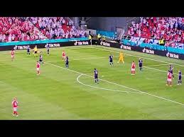 Deutschland spielt nur 1:1 gegen dänemark joachim löw fehlten sieben wichtige spieler, er stellte auf eine dreierkette um. Erikson Denmark Erikson Get Cardiac Arrest Between The Match Euro 2020 Denmark Vs Finland Youtube
