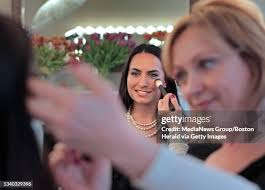 29 Nancy Hess Photos & High Res Pictures