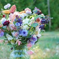 Featuring a variety of different papers and materials, there's a little something for everyone. Grow Your Own The Best Cut Flowers For Florists Slowflowers Journal