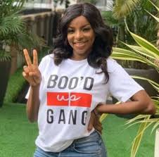 Neo akpofure one of the big brother naija season five former housemate has taken to the instagram to share lovely photos of his outfit. Wathoni Trends As Nigerians Mock Her For Failing All The Questions Asked During An Interview Video Newzandar News
