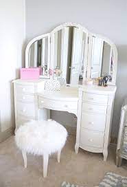 Makeup Revolution Lip Topper Within Makeup Room Makeup Vanity Chair Australia About Makeup Vanity Table A Makeup Table Vanity Makeup Vanity Glamourous Bedroom