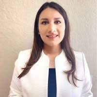 900+ perfiles de «Tavarez»