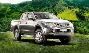 Recientemente natalia segura, 'la segura', quiso presentarle su mamá a sus seguidores luego de que varios preguntaran por qué nunca aparecía en el contenido de la instagramer.la joven no tuvo problema con abrir otra puerta de su vida con los internautas, pero las cosas no resultaron como se esperaba. Las Camionetas Pick Up Tiene Un Rey Llamado L200 Sportero