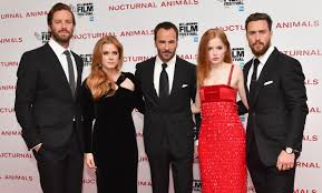 Фильм «под покровом ночи» (nocturnal animals) был символично просмотрен вчера вечером: Lff Premiere Interviews Amy Adams Aaron Taylor Johnson Armie Hammer For Tom Ford S Nocturnal Animals Heyuguys