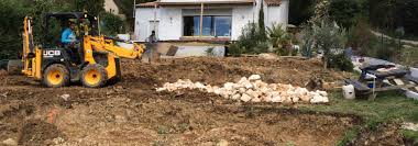 Amenagement terrain en pente avec piscine. Amenagement D Un Jardin Paysager Avec Sa Piscine A Aix En Provence Paysagiste Marseille Aix En Provence Creation Jardin Et Terrasse