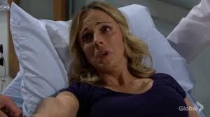 Plus de 530 000 téléspectateurs ont suivi le premier épisode de la première saison, un chiffre plus qu'honorable pour la persuadée qu'yvan est amoureux de tania et qu'il a organisé l'enlèvement de zoé, elle menace même de lui mettre le feu s'il ne lui dit pas la vérité. Les Feux De L Amour Spoiler Sharon Sauvee Chelsea Quitte William Pour Adam Youtube Les Feux De L Amour Feux De L Amour Chelsea