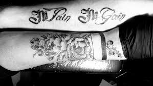 As a valentine's day surprise, lady gaga took to instagram on thursday (feb. Lady Rose Tattoo Home Facebook