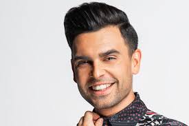 Sep 15, 2019 · horváth tamás gyönyörű karriert épített magának, a mélyszegénységből jövő zenész napjainkban telt házas koncerteket ad, a rajongói kívülről fújják az összes dalát, jelent már meg saját ruhakollekciója is. Horvath Tamast Felesege Eleinte Egyaltalan Nem Birta Igy Szerettek Egymasba Hazai Sztar Femina