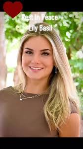 Lily Billings's Instagram, Twitter & Facebook