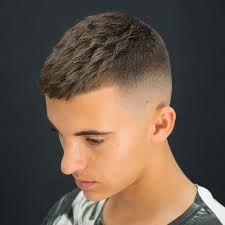1001 Idees Coupe Courte Degradee L Entretien Presque Facile Modele Coiffure Homme Cheveux Masculins Coiffure Homme