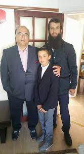 Currently residing in england with her family, firoza hossain is the wife of an english international cricketer moeen monir ali. Moeen Ali S Father Now Muslims Know Someone With A Beard Can Play For England