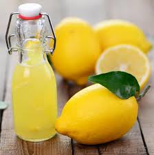 The stuff you squeeze by hand has less time to oxidize and no funny preservatives, which means its flavor is brighter and more pronounced . How Are Juices Bottled Without Using Preservatives