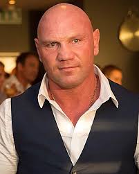 We're deeply saddened to learn of the passing of former British heavyweight  title challenger Mark Potter after a tragic battle with cancer. Rest in  peace, champ