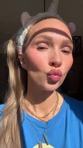 Dibba Dab colors: Sandy/Wheat/Linen Cheek: Plum + pink grapefruit Bronzer:  Bella Illuminator: Starlet Lip: Plum + Sadie Contour: Astoria For the  record, I'm from the south and I live in the South!!