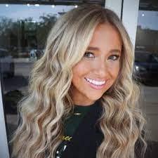 Ally Crain's Instagram, Twitter & Facebook