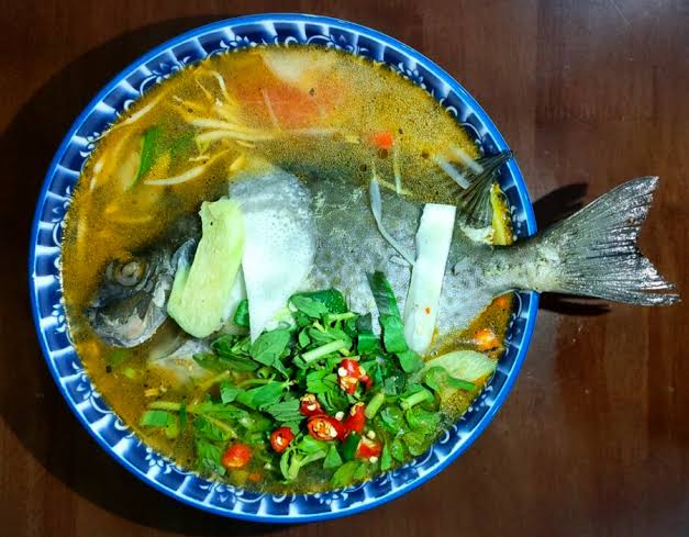 Canh chua cá dìa, cá dò (Cá kình) Phú Yên – Món ngon dân dã đậm vị biển xứ Nẫu