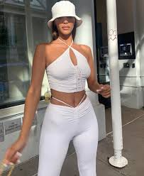 Maybe you would like to learn more about one of these? I Am Gia On Instagram Halo Top Pant Missshehab Fashion Fashion Inspo Outfits Trendy Outfits