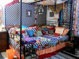All about popcorn and netflix tonight#boho #interior #movienight #bohemian #movietime #movieday #gypsy #bohostyle #bohochic #decor #cinephile #homedecor #hippie #interior4all. Gypsy Bohemian Bedroom Novocom Top
