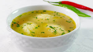 Cantităţile de ou şi de griş sunt egale. Supa De Pui Cu Galuste Supa Delicioasa Si Aromata Jamilacuisine Youtube
