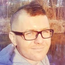 Listen to Kapitan Bomba