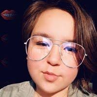 Bertie Hendrickson's Instagram, Twitter & Facebook