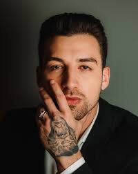 Gabriel Sena (@gabrielsena.ai) • Instagram photos and videos