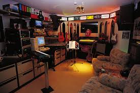We did not find results for: Q How Can I Make The Most Of A Small Studio Space