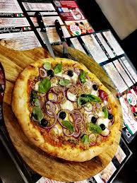 Genieße leckeres essen, schnell geliefert! Die 10 Besten Pizzas In Oberhausen