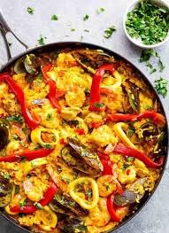 Recette Paella Espagnole Traditionnelle Poulet Moules Encornets Poivrons Paella Recette Recette Recettes De Cuisine