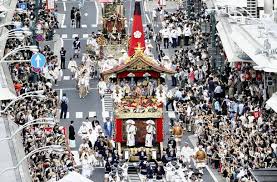 祇園祭「山鉾巡行」、３年ぶり再開決定…１９６年ぶり復帰の「鷹山」も : 読売新聞