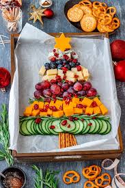 It's always fun to put up the holiday tree, but taking it down? How To Make The Best Christmas Tree Cheese Board