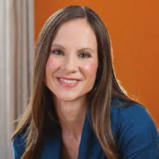 A U G U S T 2 0 1 7 V O L U M E X X X V I S S U E 4 ILLINOIS LIBRARY  ASSOCIATION